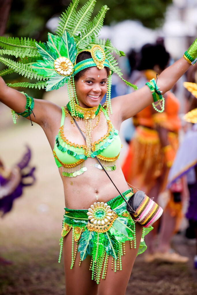 From Trinidad, With style : Playing Fass: Bountiful bosoms and the